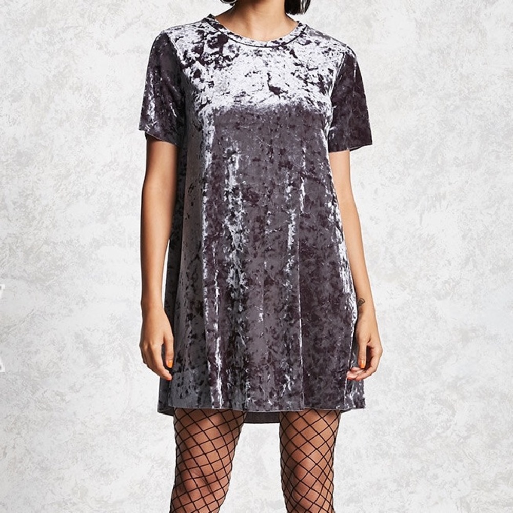 *𝐒𝐎𝐋𝐃* ➠ Crushed Velvet T-Shirt Dress BRAND NEW!